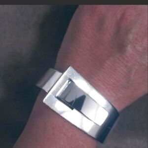 Beautiful vintage silver tone bracelet great condition bohemian silver cuffs